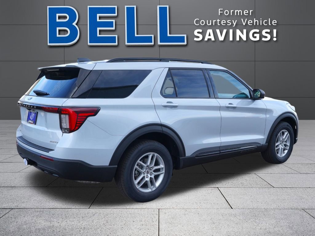 New 2026 Ford Explorer Active image 3