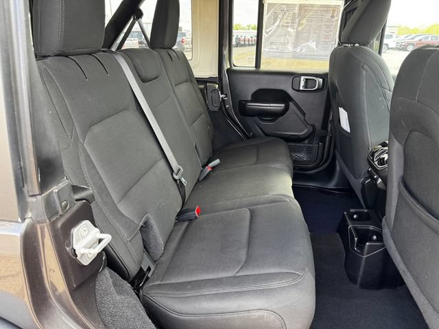 Used 2020 Jeep Wrangler Unlimited Sport S AWD/4WD image 16