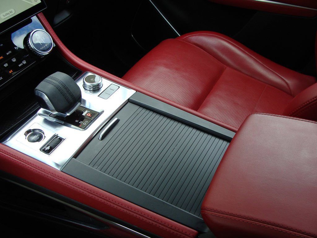 Used 2021 Jaguar F-PACE R-Dynamic S image 17