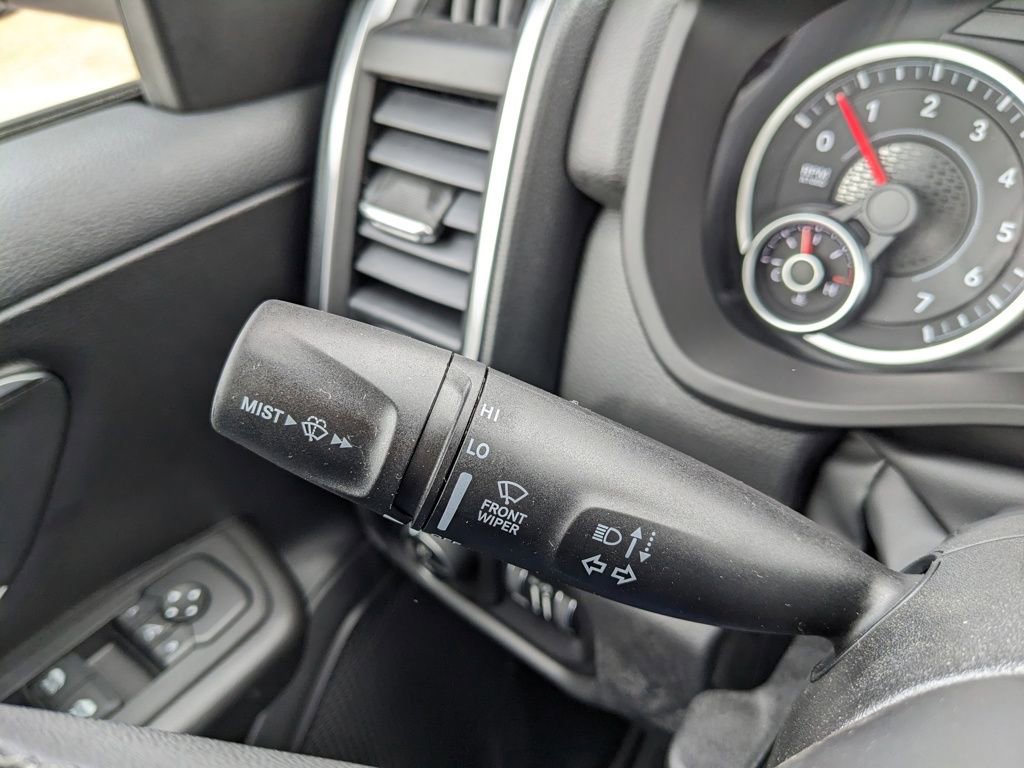 New 2026 RAM 1500 4x4 Crew Cab image 54