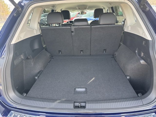 Used 2024 Volkswagen Tiguan SE image 21