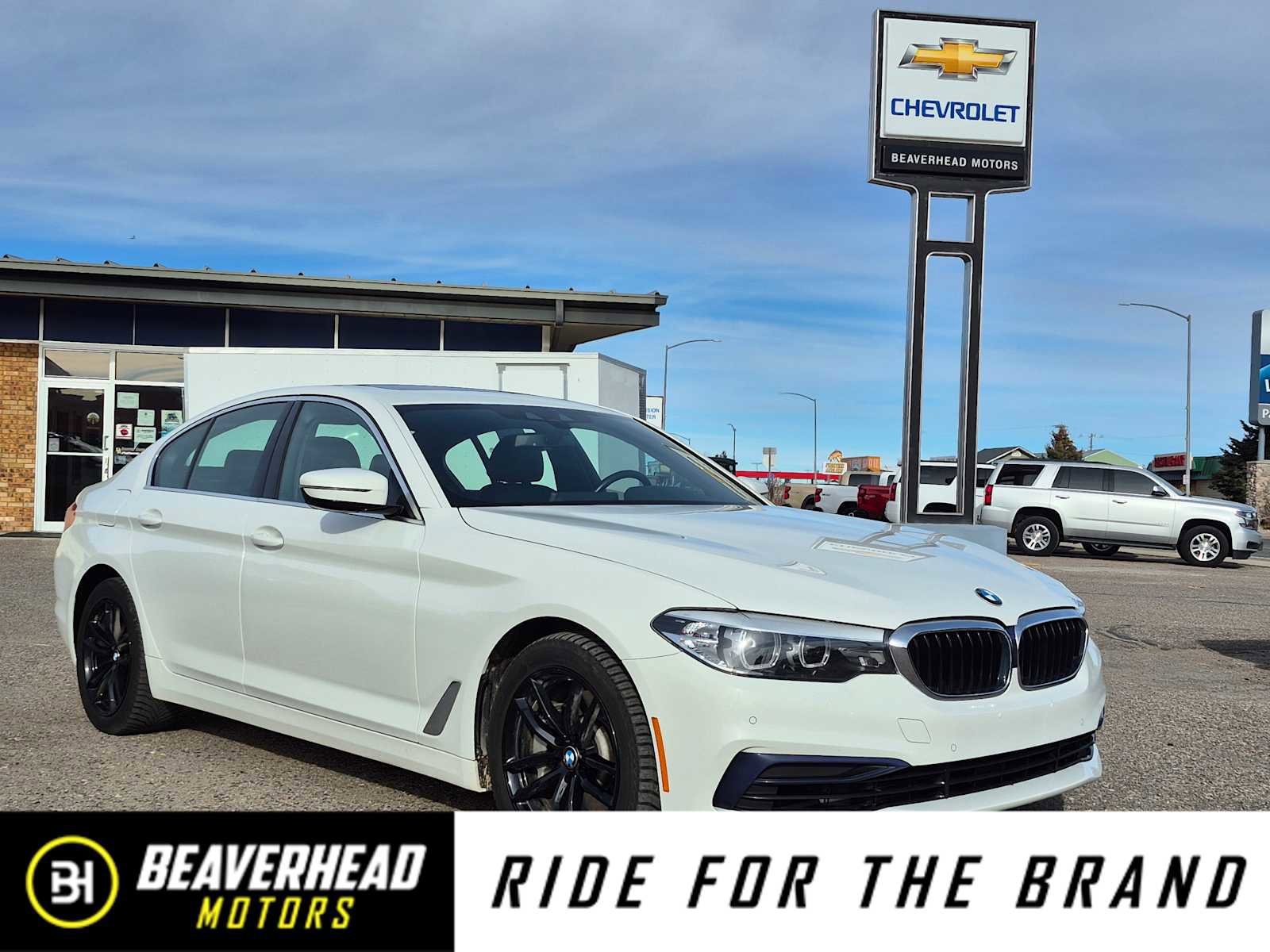 Used 2020 BMW 530i xDrive w/ Convenience Package image 1