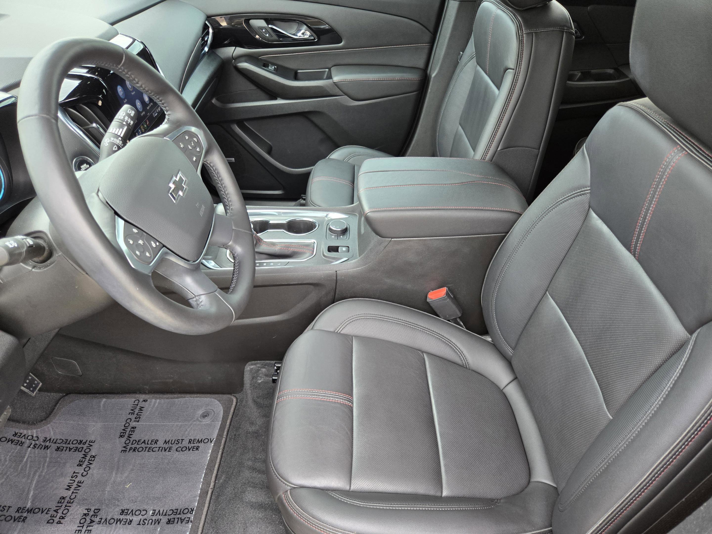 Used 2022 Chevrolet Traverse RS FWD image 13