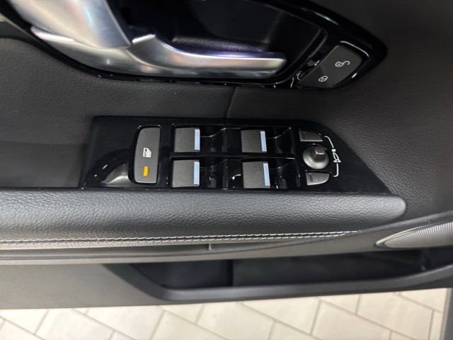 Used 2018 Land Rover Range Rover Evoque SE AWD/4WD image 9