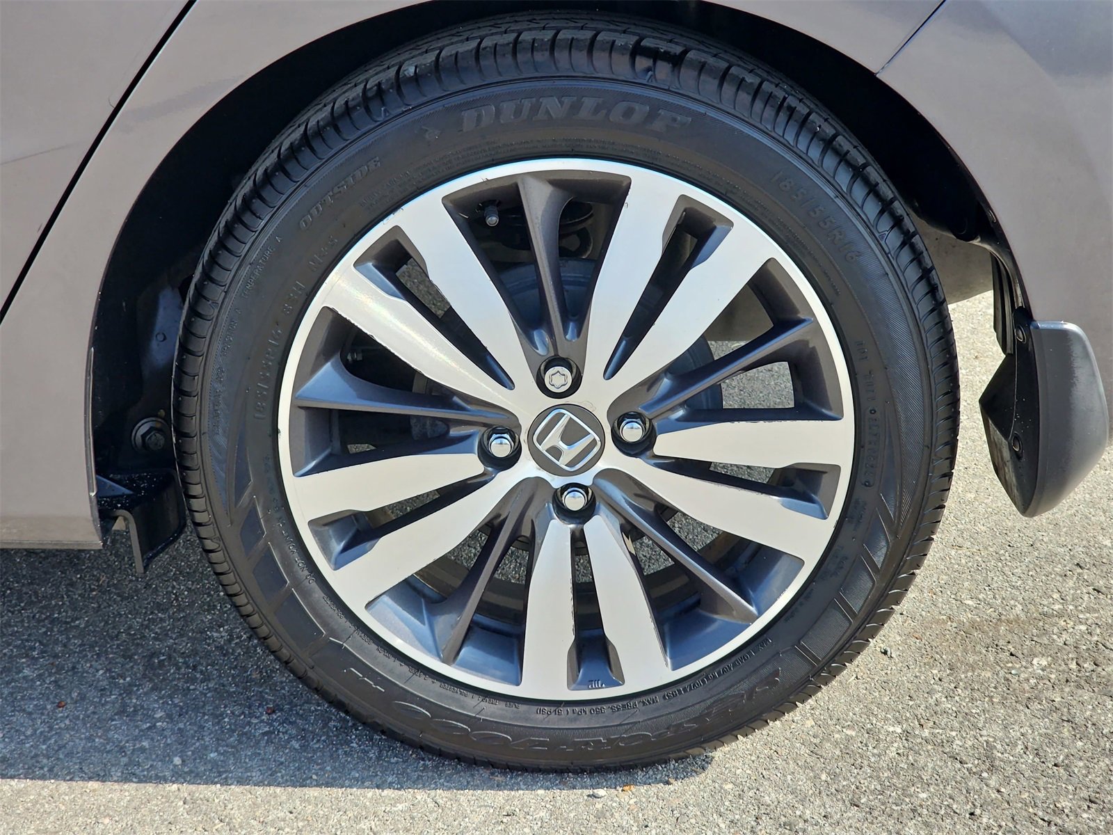 Used 2017 Honda Fit EX image 33