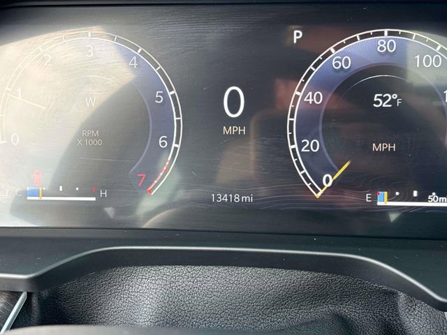 Used 2024 Jeep Grand Cherokee Limited w/ Black Appearance Package image 20