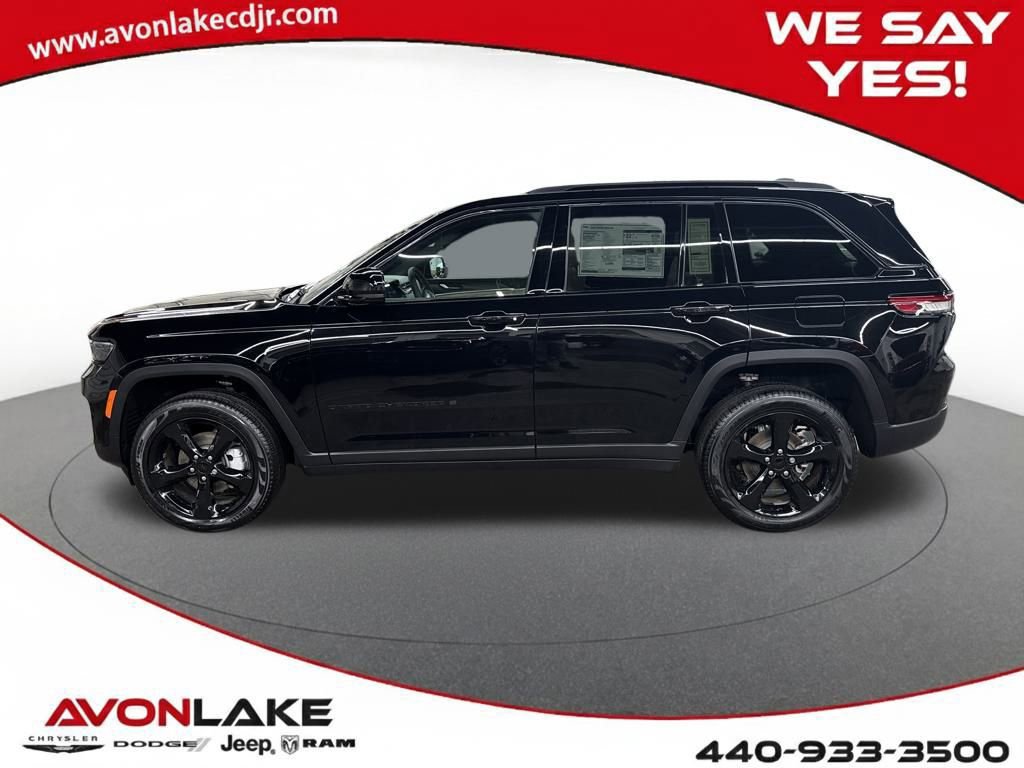 New 2025 Jeep Grand Cherokee Limited w/ Black Appearance Package image 2