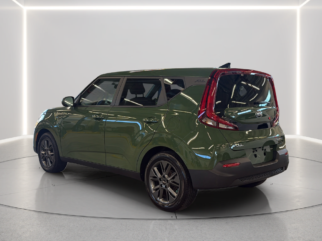Used 2020 Kia Soul EX FWD image 4