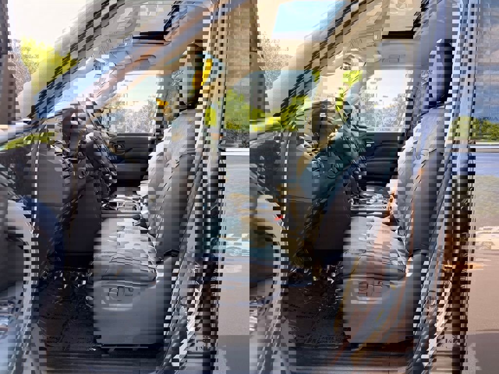 Used 2024 INFINITI QX80 Luxe image 30