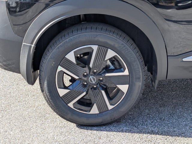 New 2026 Nissan Kicks SV w/ Cold Weather Package AWD/4WD image 7