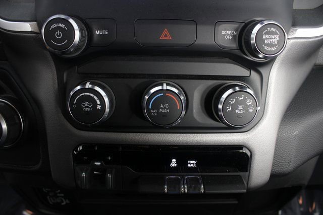 Used 2024 RAM 2500 Big Horn w/ Bed Utility Group image 6