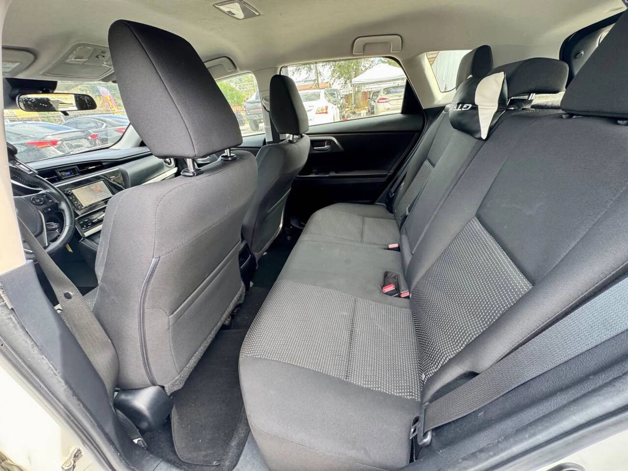 Used 2018 Toyota Corolla iM image 23