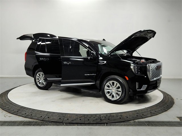 Used 2024 GMC Yukon Denali image 9
