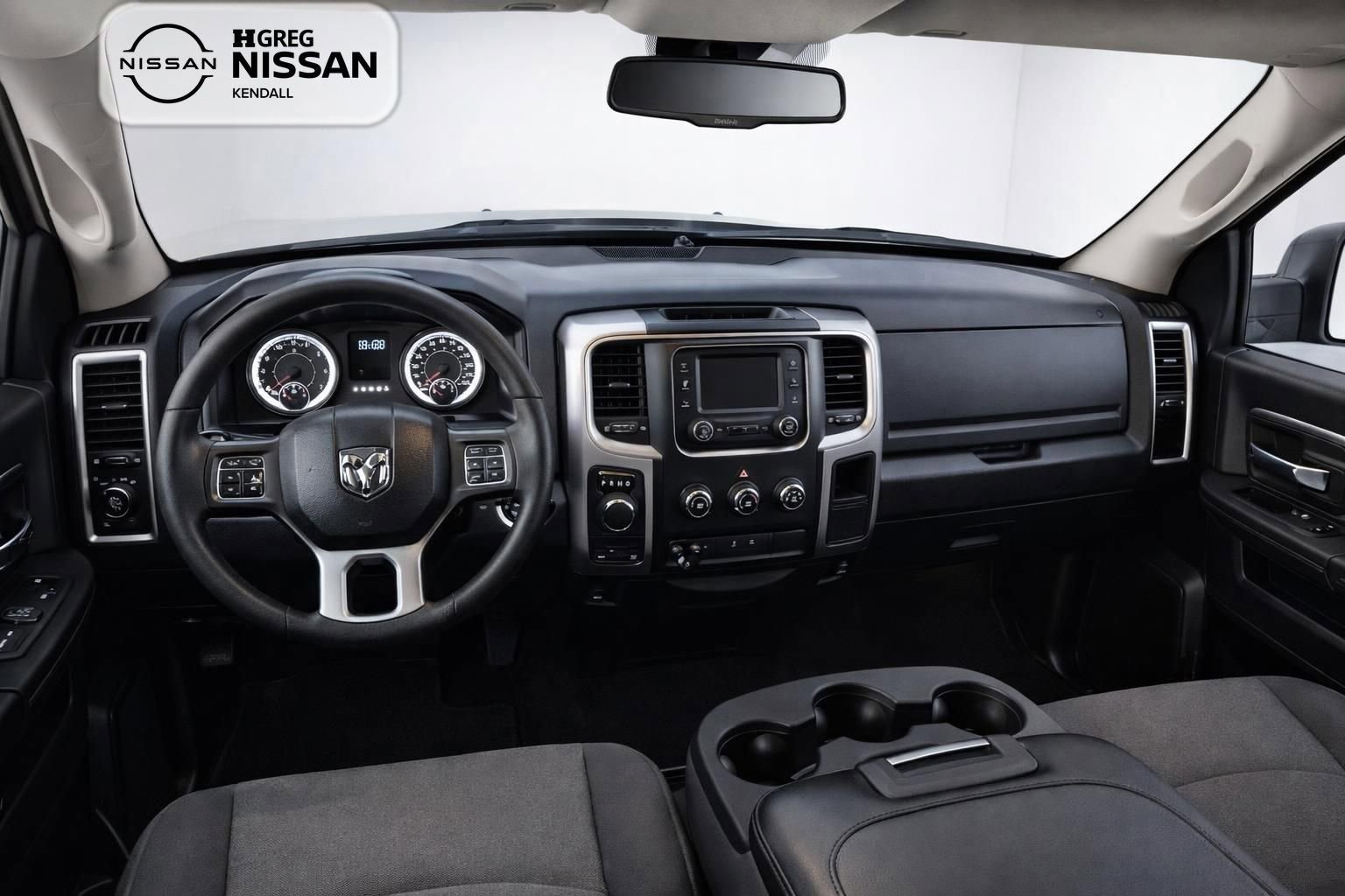Used 2021 RAM 1500 Classic SLT AWD/4WD image 9