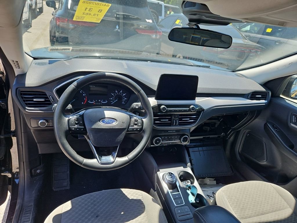 Used 2022 Ford Escape SE w/ Cold Weather Package image 7
