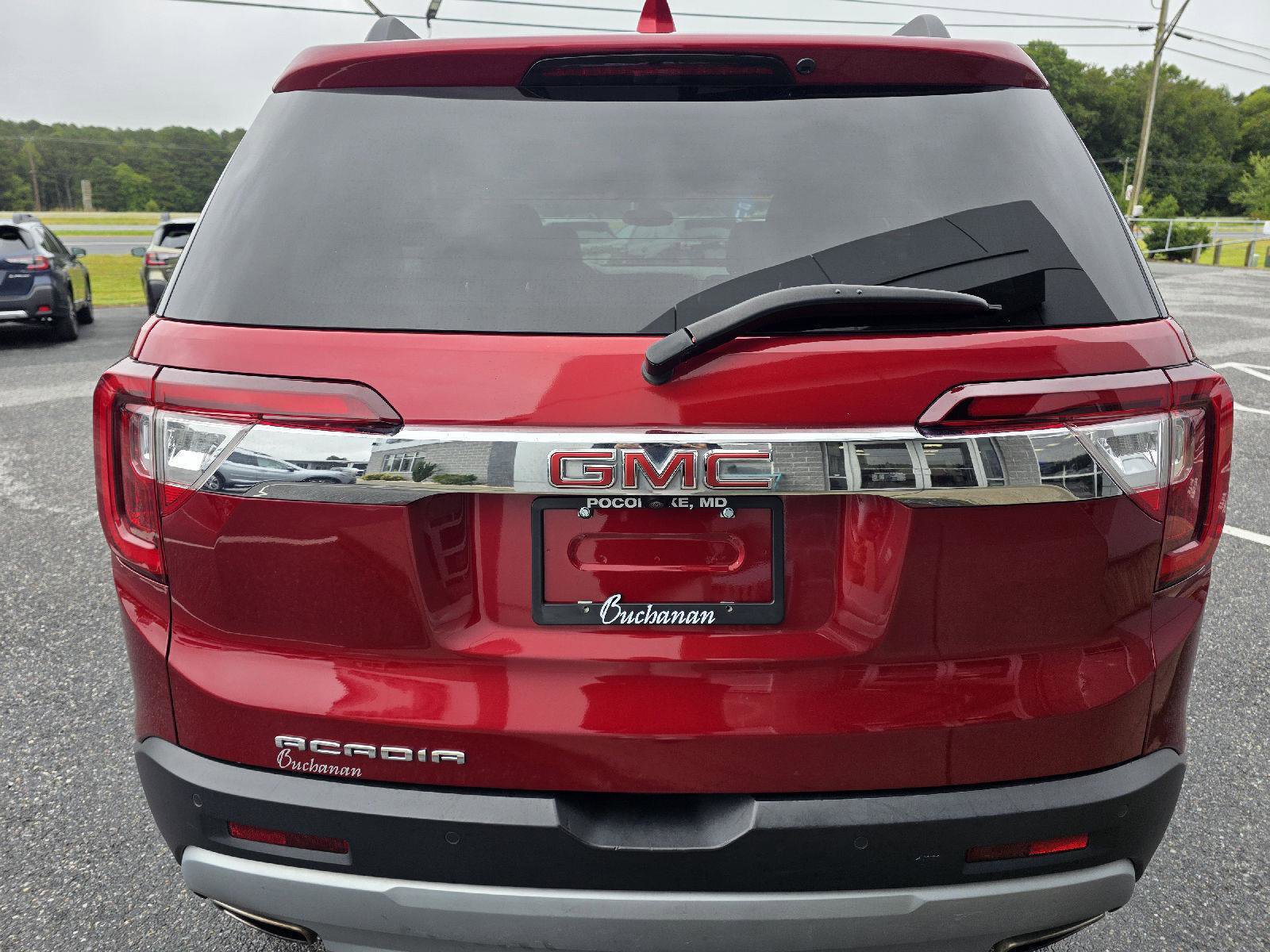 Used 2023 GMC Acadia SLT image 6