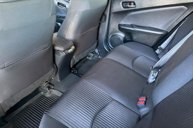 Certified 2021 Toyota Prius Prime LE FWD image 4