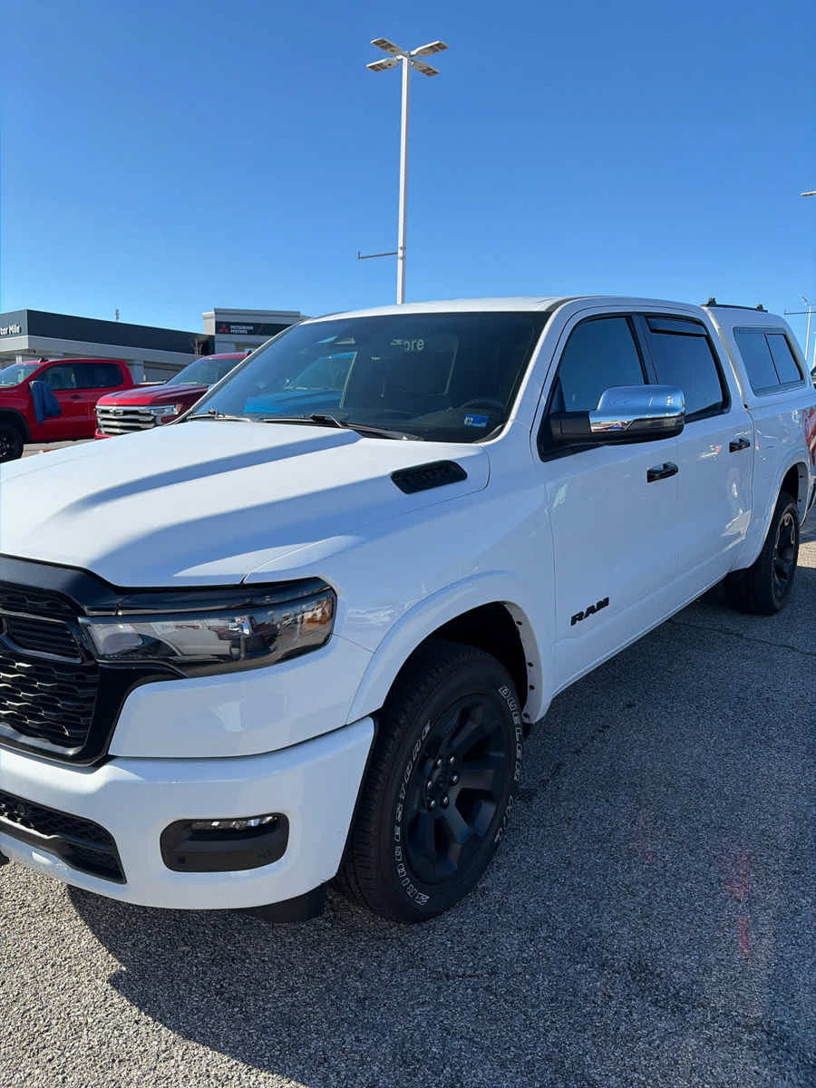 Used 2025 RAM 1500 Big Horn AWD/4WD image 13