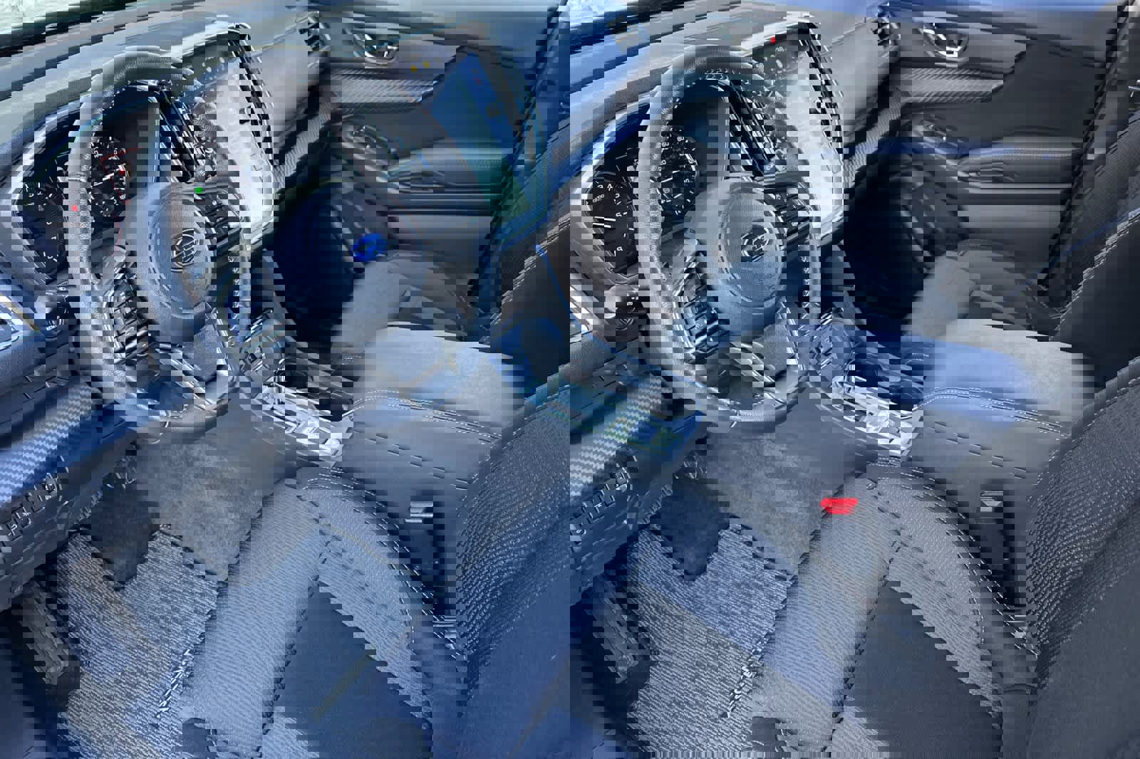 Used 2025 Subaru Ascent Premium w/ Premium Package image 9