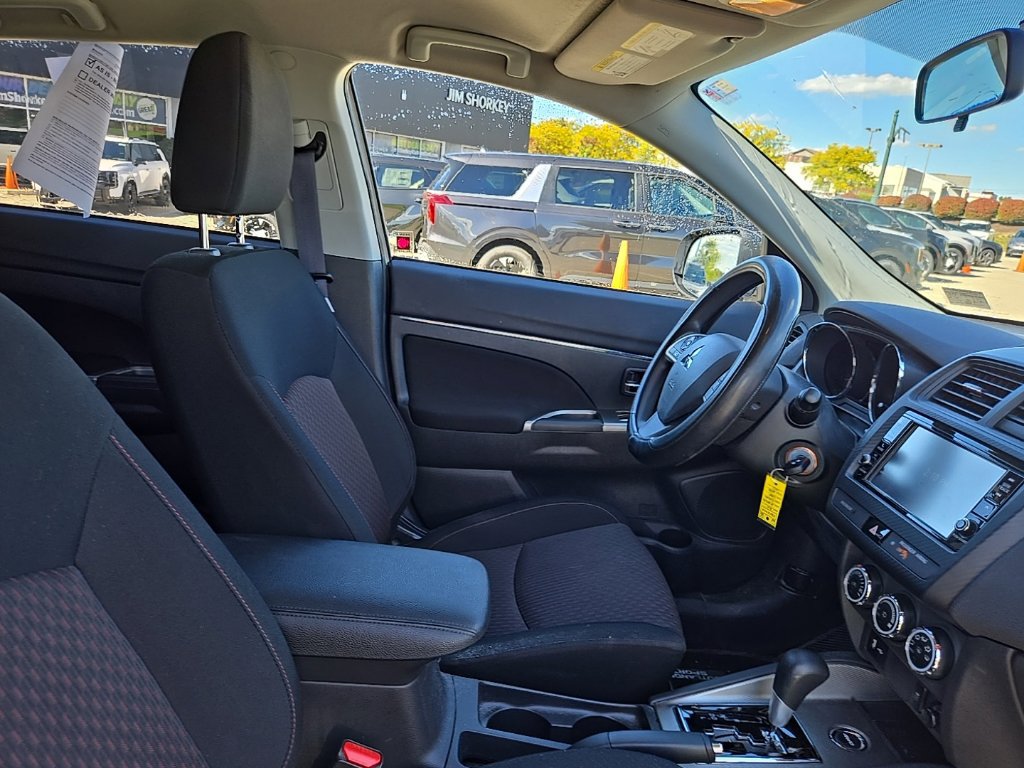 Used 2019 Mitsubishi Outlander Sport ES AWD/4WD image 31