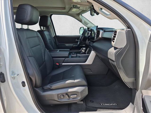 Used 2024 Toyota Tundra Limited AWD/4WD image 20