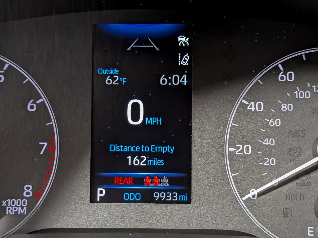 Used 2025 Toyota Corolla LE image 29