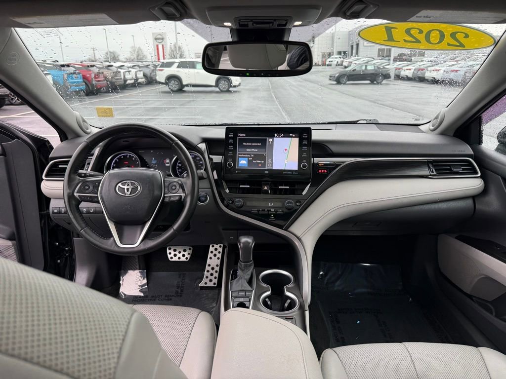 Used 2021 Toyota Camry XLE w/ Navigation Package image 13