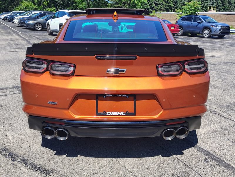 Used 2024 Chevrolet Camaro SS RWD image 10