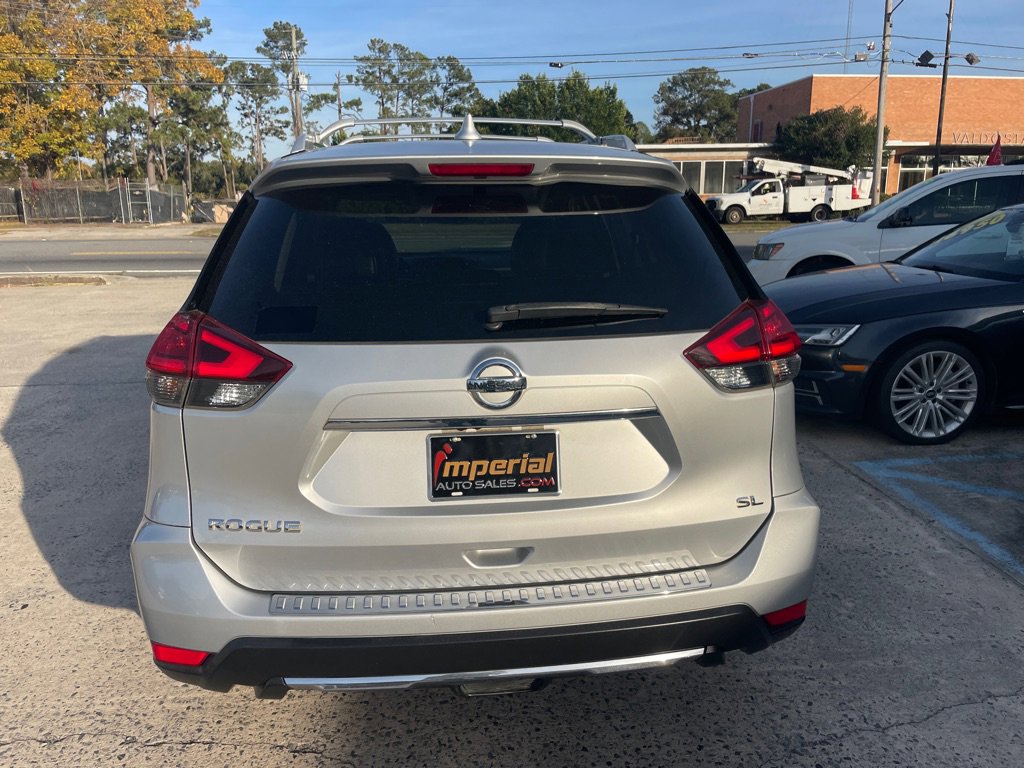 Used 2017 Nissan Rogue SL FWD image 6
