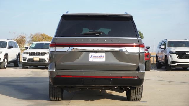 Used 2023 Lincoln Navigator Black Label image 8