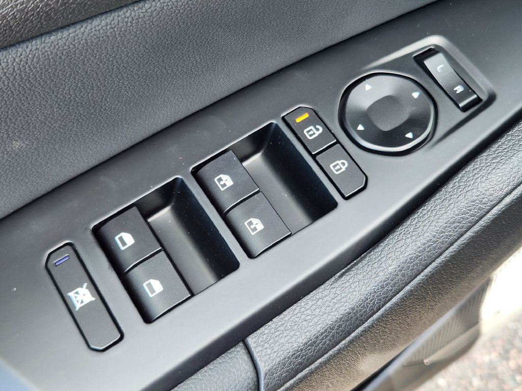 New 2026 Kia Sportage EX AWD/4WD image 9