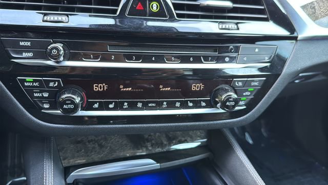 Used 2019 BMW M550i xDrive w/ Premium Package AWD/4WD image 18