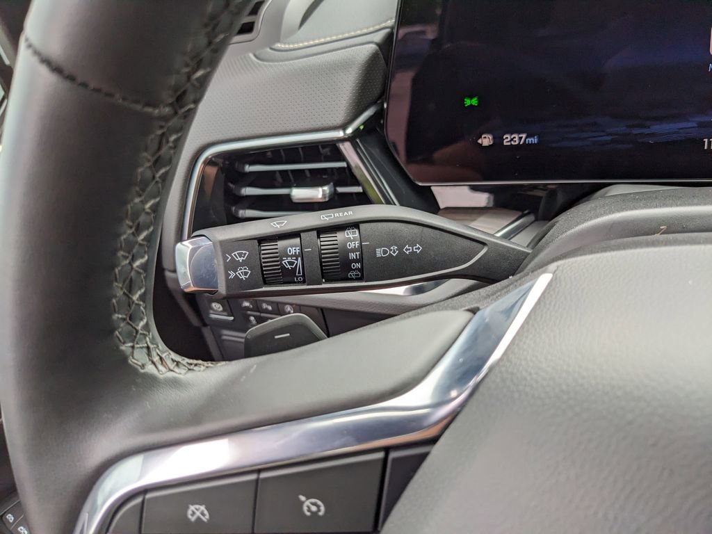 Used 2025 Chevrolet Tahoe Premier RWD image 33