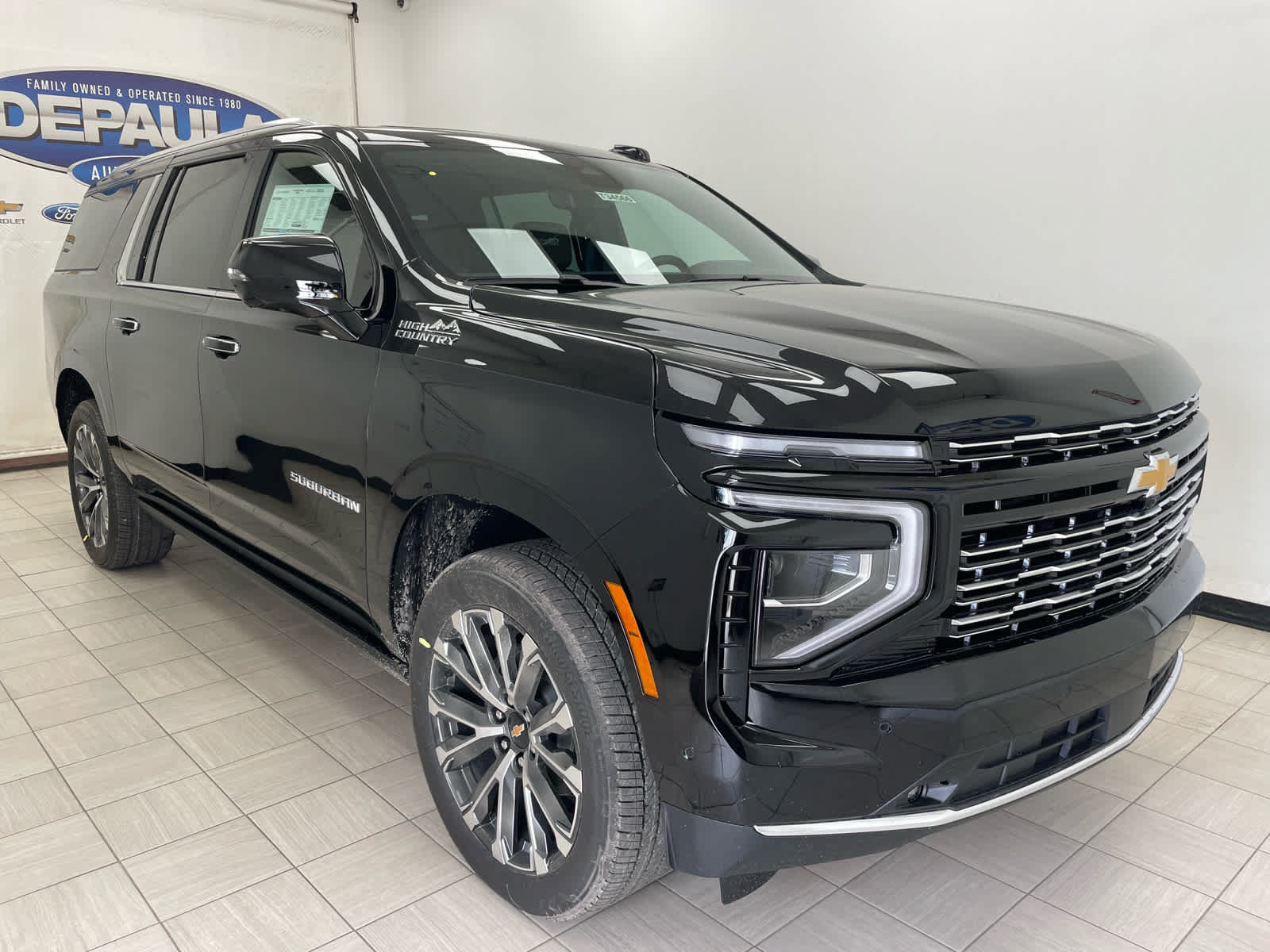 New 2026 Chevrolet Suburban High Country AWD/4WD image 1