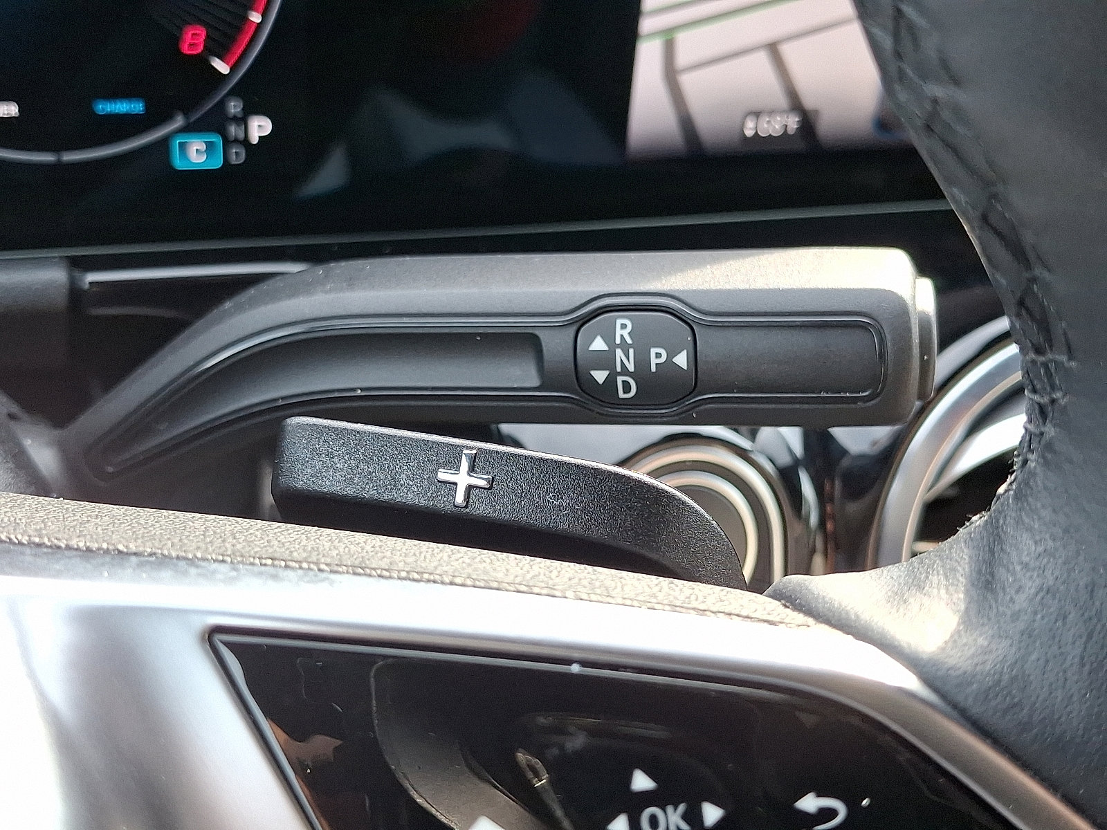 Certified 2025 Mercedes-Benz GLA 250 4MATIC image 14