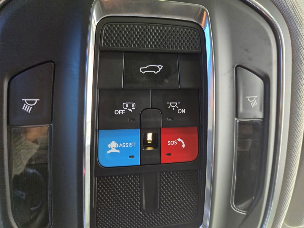 Used 2023 Jeep Grand Cherokee Limited AWD/4WD image 47
