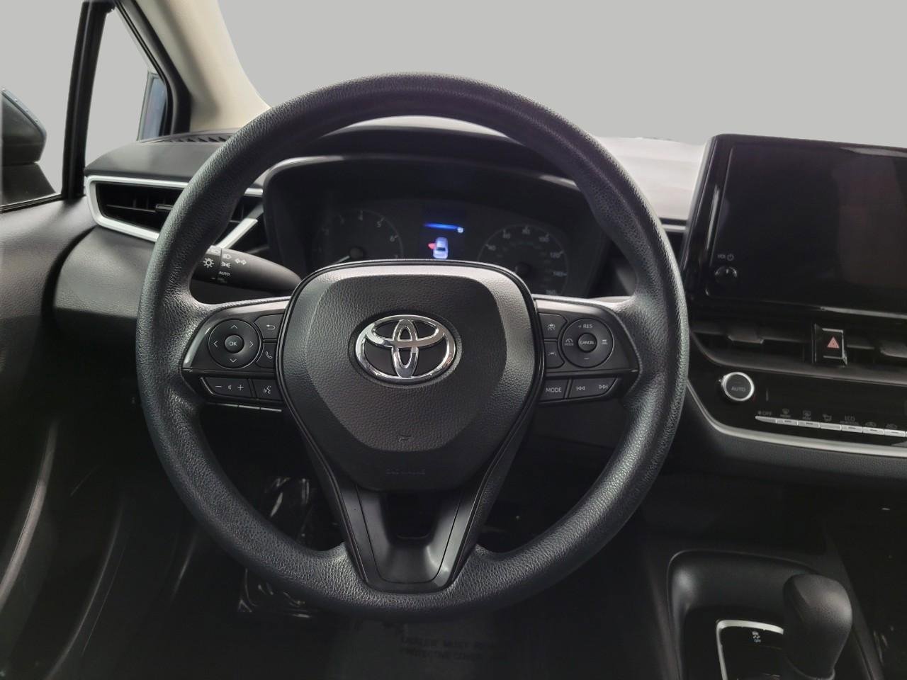 Used 2024 Toyota Corolla LE FWD image 6