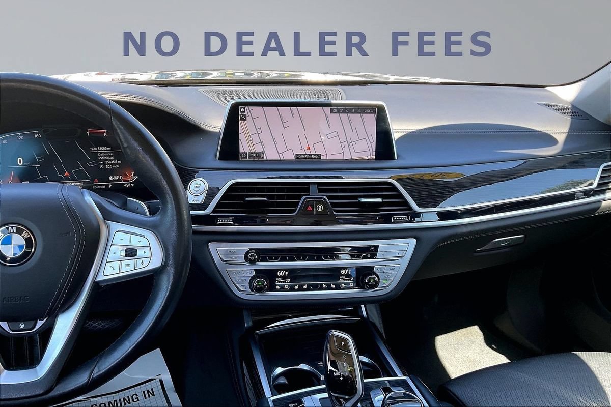 Used 2022 BMW 750i xDrive w/ Executive Package AWD/4WD image 9