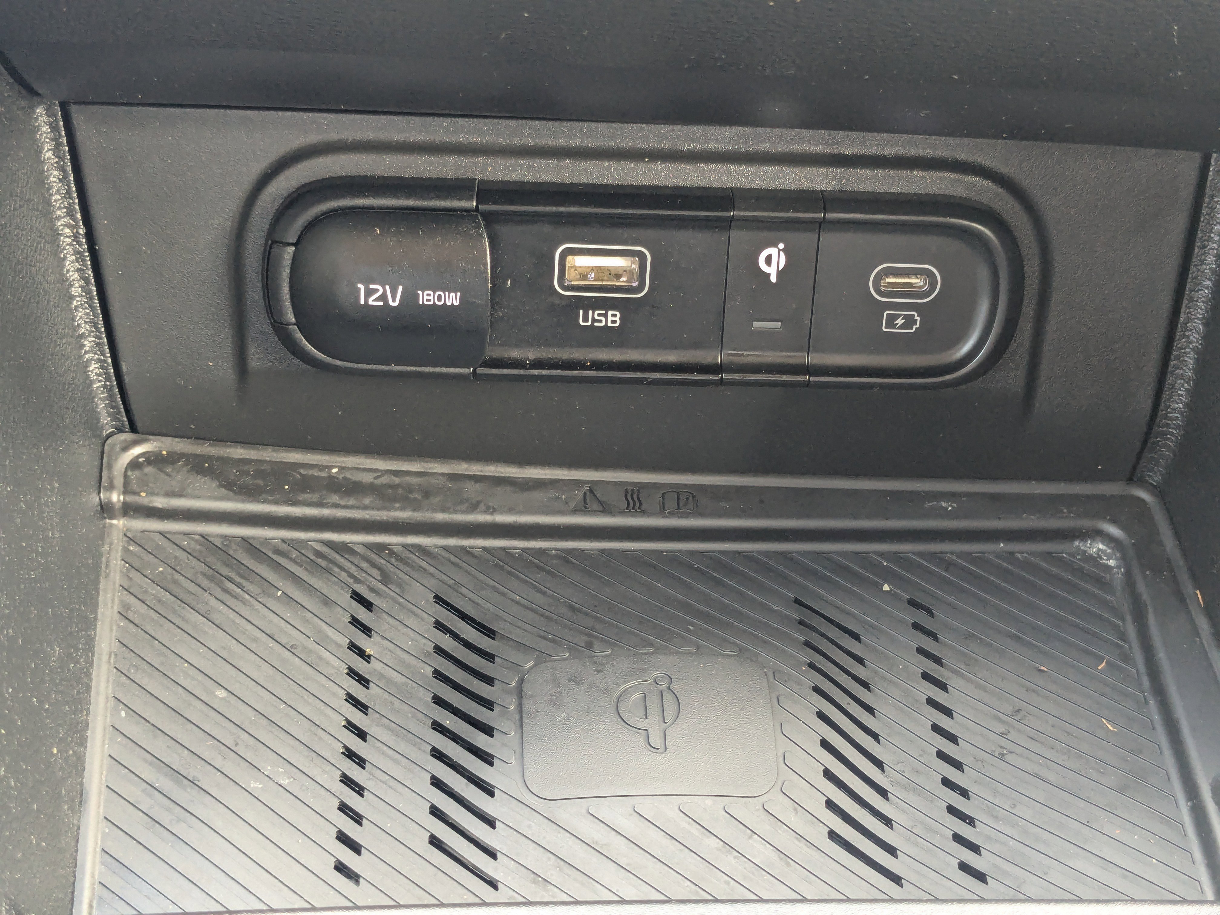 Certified 2024 Kia Sportage EX image 28