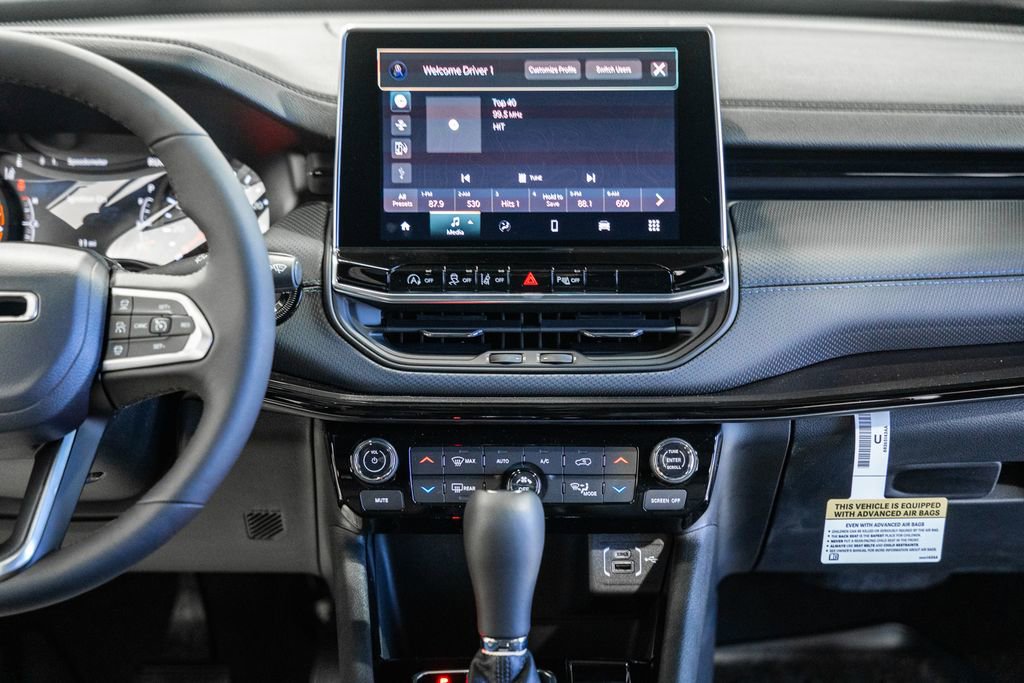 New 2026 Jeep Compass Limited image 21