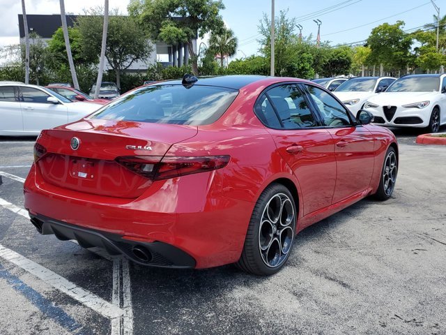 New 2023 Alfa Romeo Giulia Veloce image 6