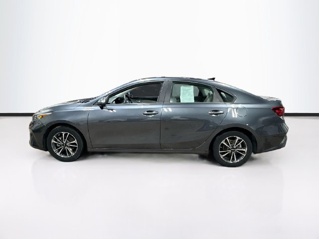 Certified 2023 Kia Forte LXS w/ LXS Technology Package FWD image 4