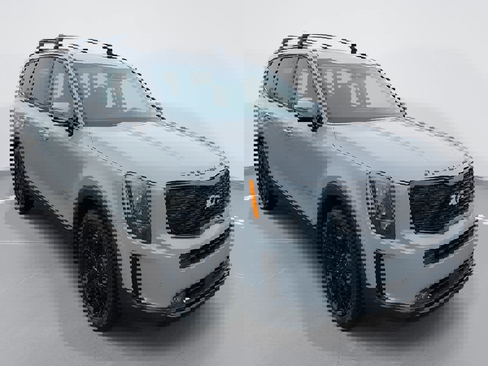 Used 2022 Kia Telluride SX w/ SX Prestige Package image 3