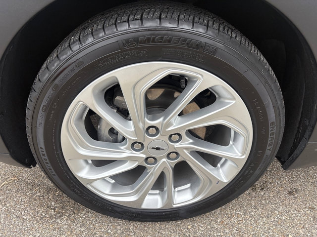 Used 2023 Chevrolet Bolt EUV LT FWD image 34
