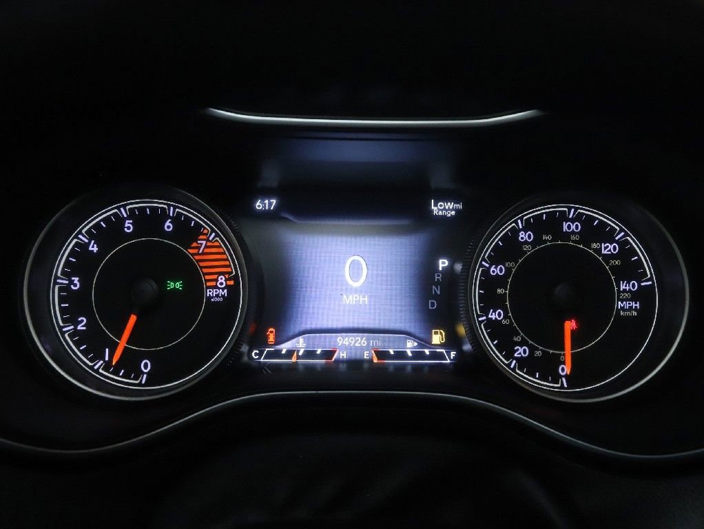 Used 2019 Jeep Cherokee Limited AWD/4WD image 26