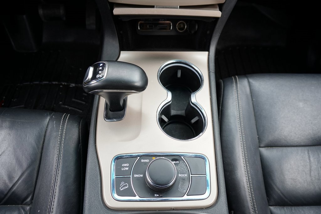 Used 2015 Jeep Grand Cherokee Limited image 27