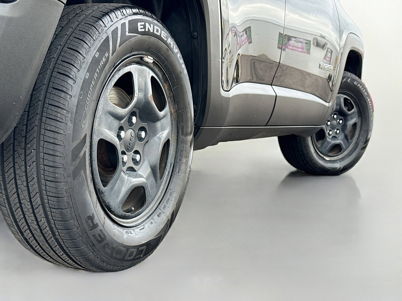 Used 2018 Jeep Renegade Sport w/ Power & Air Group AWD/4WD image 17