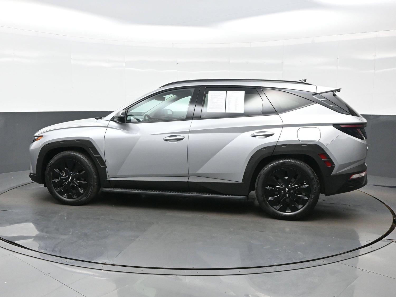 Used 2023 Hyundai Tucson XRT FWD image 3