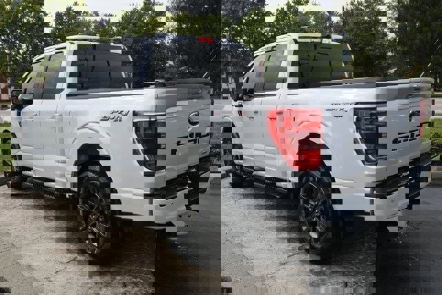 Used 2022 Ford F150 XLT w/ Equipment Group 302A High image 7