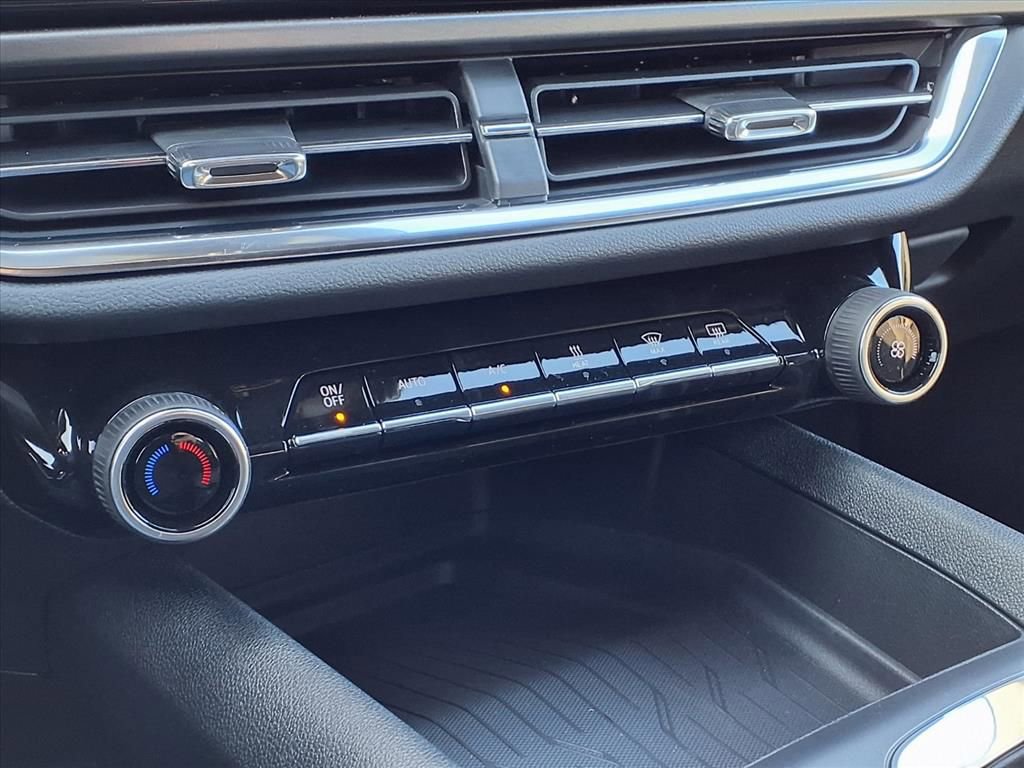 New 2026 Chevrolet Equinox EV LT image 21